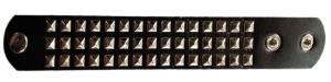 Гривна Three rows of pyramids