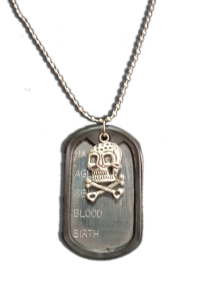 Колие Skull
